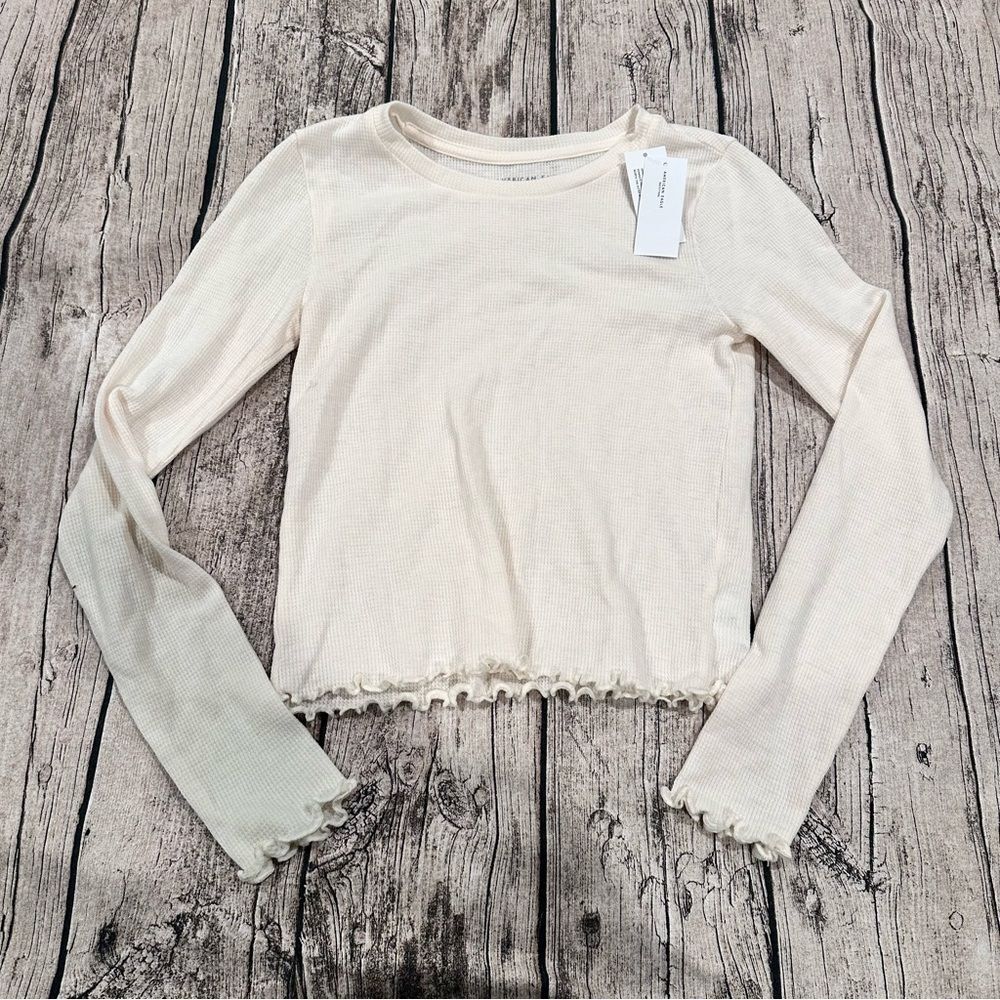 NWT American Eagle Outfitters Cream Long Sleeve Waffle Baby Tee Ruffle Edged XS